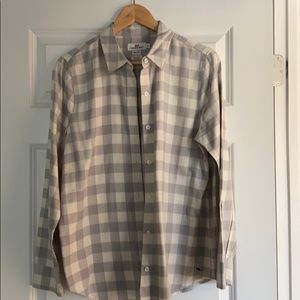 Vineyard Vines Relaxed Fit Women’s Button Down